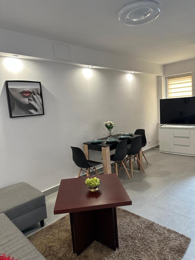 Apartament Medalionow Z Parkingiem Apartment Люблин Екстериор снимка