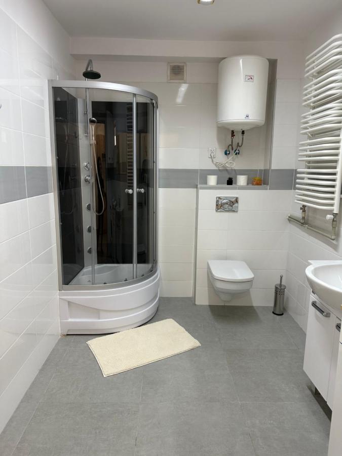 Apartament Medalionow Z Parkingiem Apartment Люблин Екстериор снимка