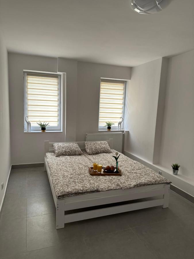 Apartament Medalionow Z Parkingiem Apartment Люблин Екстериор снимка