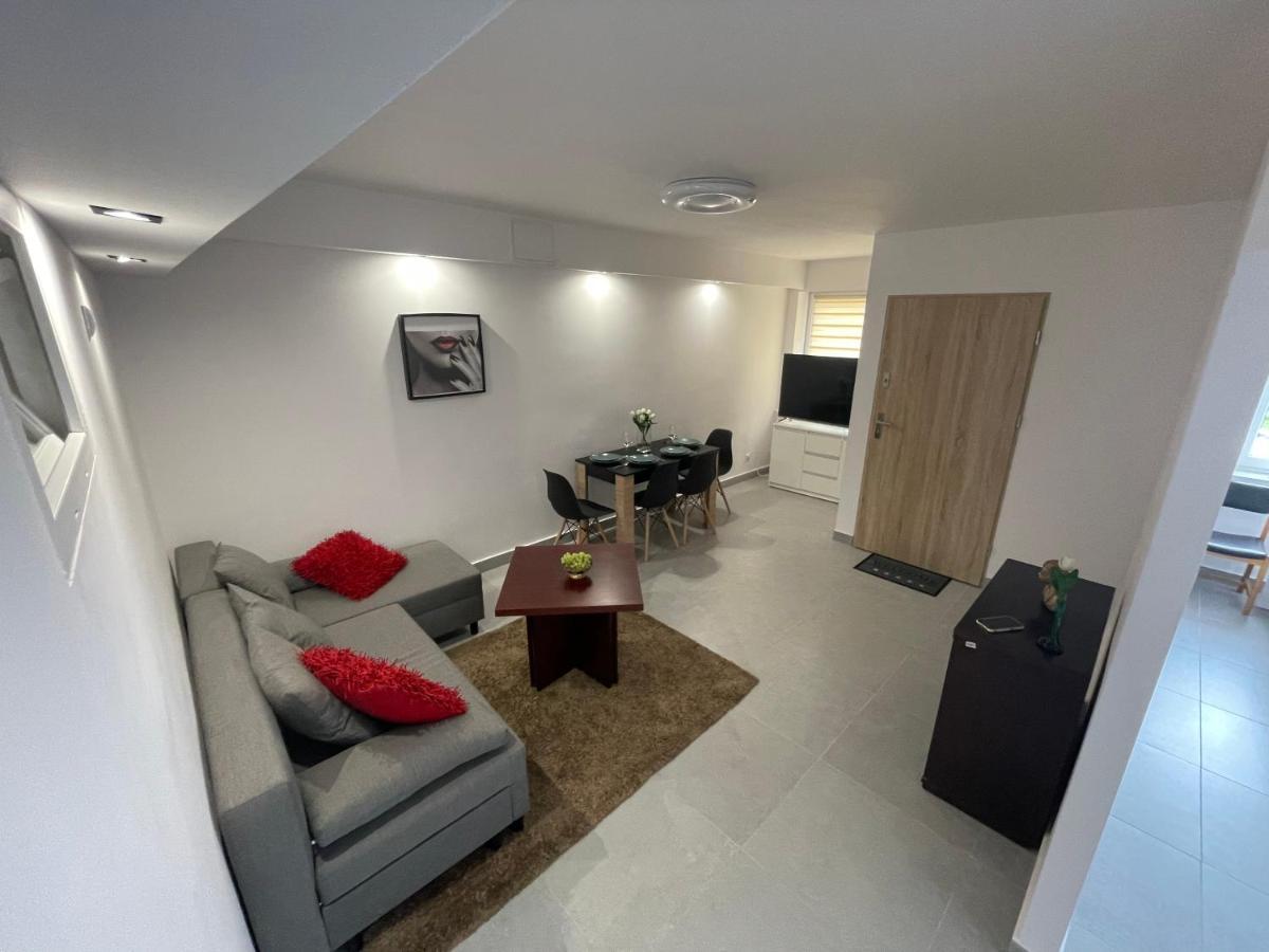 Apartament Medalionow Z Parkingiem Apartment Люблин Екстериор снимка